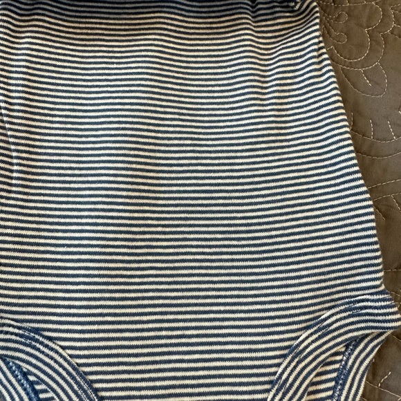 Carters Baby Girl 5 Pack Onesies NWT Size Newborn - Picture 6 of 8